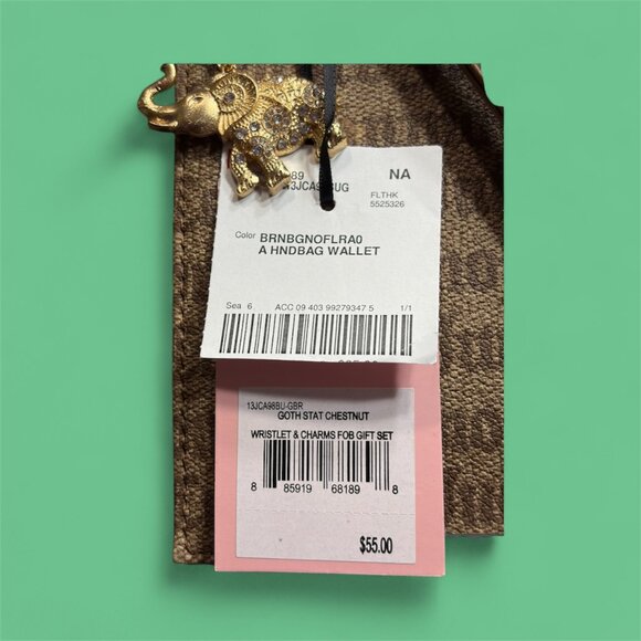 JUICY COUTURE NWT - WRISTLET / HANDBAG GOTH IN TEXTURED BROWN - Picture 2 of 5